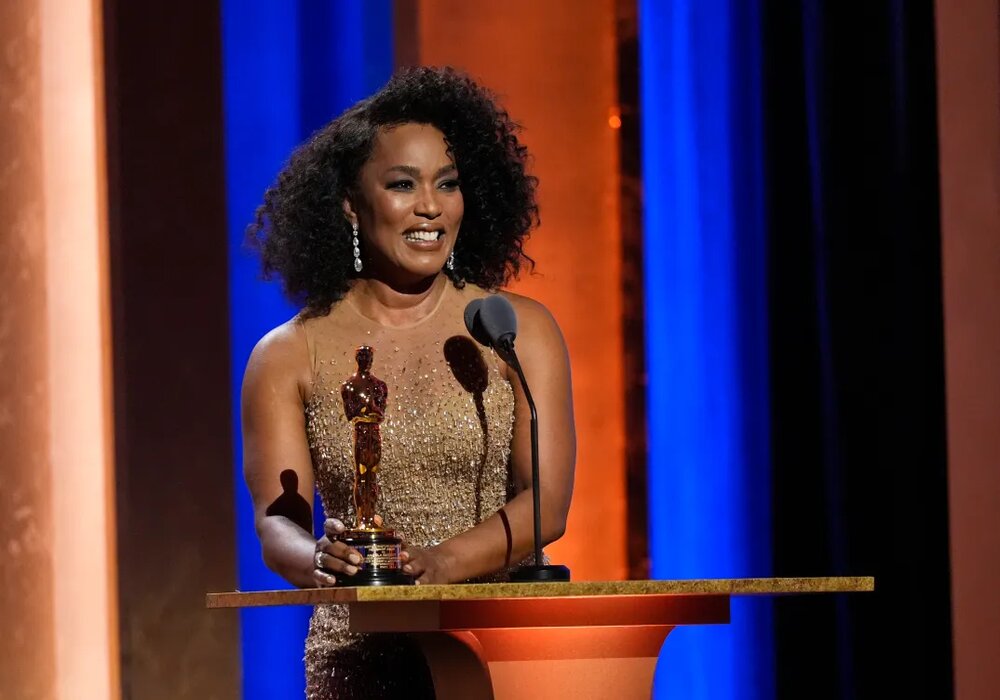 Actress Angela Bassett Receives Honorary Oscar 